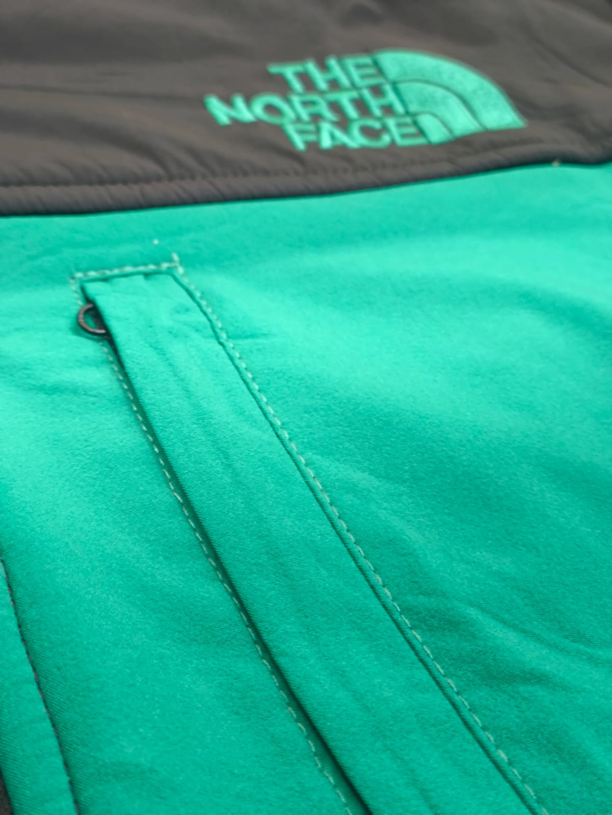 Chaqueta THE NORTH FACE tipo polar